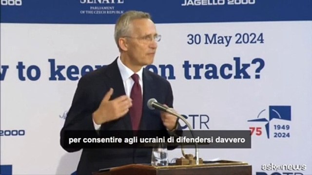 Stoltenberg: riconsiderare uso armi Ucraina fuori dai suoi confini