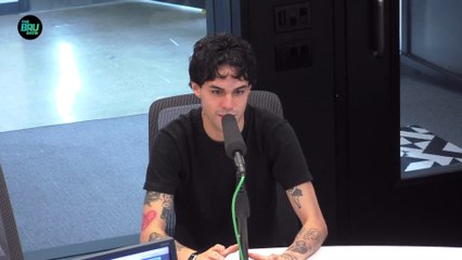 Stephen Sanchez Talks with Bru