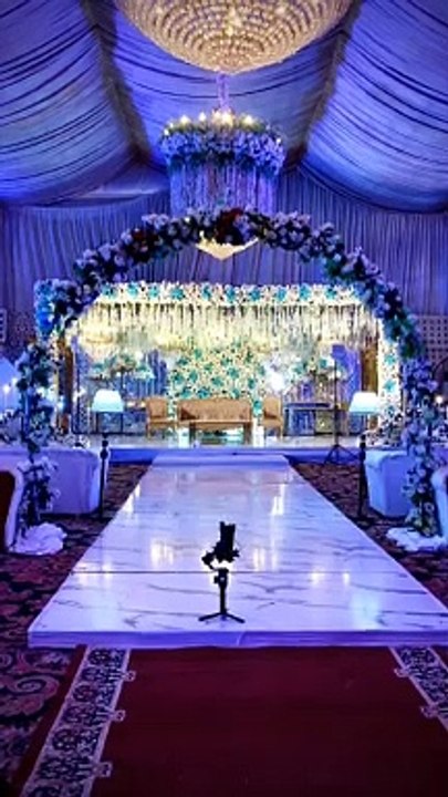 Banquets camera shoot cameran video entrance bride stage view video.