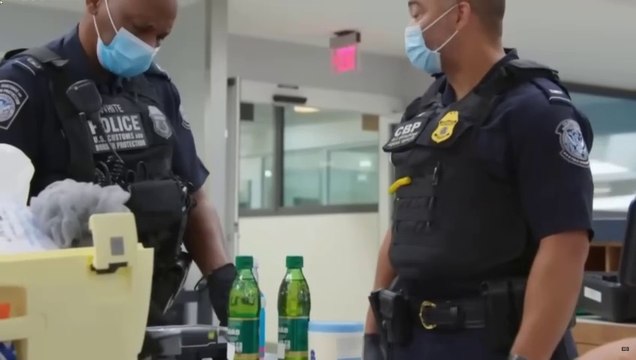 أمن المطارات موسم جديد - طريقة تهريب المخدرات في الولايات المتحدة الامريكيه