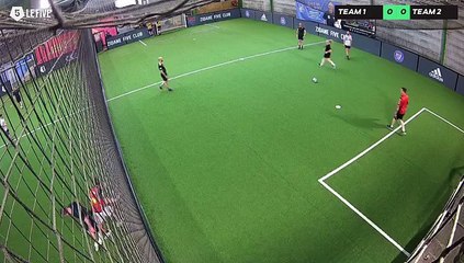 Gilles 30/05 à 20:26 - Football Terrain 1 (LeFive Valenciennes)