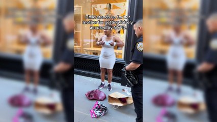 Criança viraliza ao defender a mãe acusada injustamente de roubo por policiais
