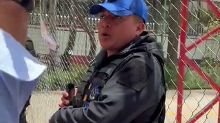 Policías intentan cerrar casilla en Cuajimalpa por supuesta amenaza de bomba