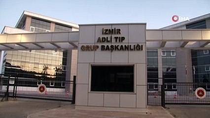İzmir'de otomobilde kanlı infaz