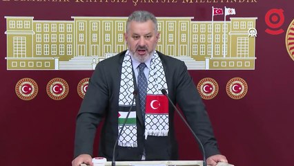 AKP'li vekil İsrail'in saldırdığı Refah'tan fotoğraf gösterirken ağladı: "Taze kızarmış tavuk" başlığıyla servis ettiler