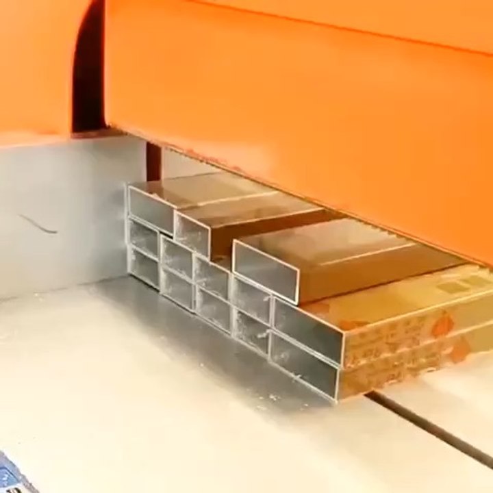 Aluminum wood plastic aluminum rod copper tube copper rod cutting machine breaking saw