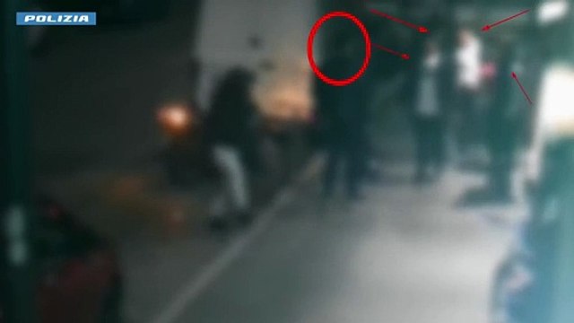 Milano, interviene per difendere una ragazza dal fidanzato e viene picchiato da 4 aggressori