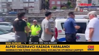Alper Gezeravcı'nın da içinde bulunduğu araç kaza yaptı