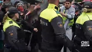 Hollanda'da Filistin'e destek gösterisi! Polisten protestoculara sert müdahale