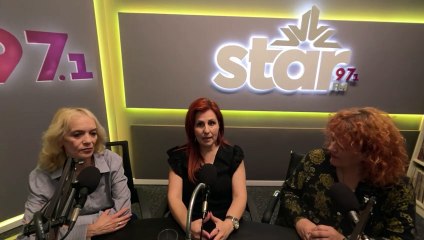 Η Φιλόλογος, Αγγελική Παμπουκίδου, η Χοροδιδάσκαλος, Ντίνα Μεργιά και η Γραμματέας Ένωσης Ποντίων Φθιώτιδας, Ηλιάνα Κόκκοτα στον STARFM