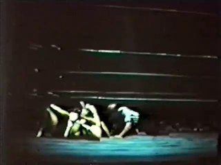 Dottie Downs vs Joyce Grable