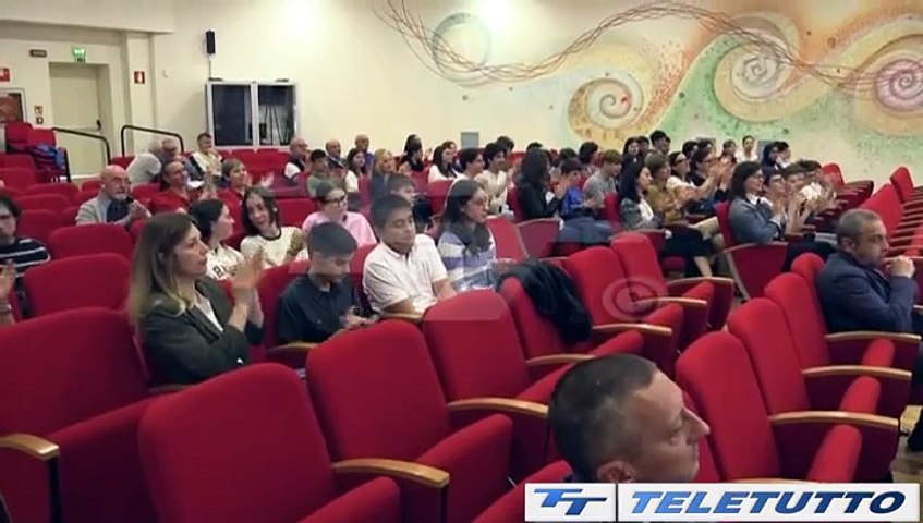 Video News - #hoincontratoAvis parla ai giovani