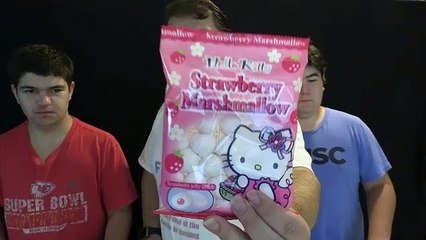 Video herunterladen: FFG Food Challenge Hello kitty Strawberry Marshmellow