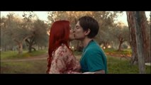 Time Is Up Kissing Scene - Bella Thorne and Benjamin Mascolo -  Vivien and Roy