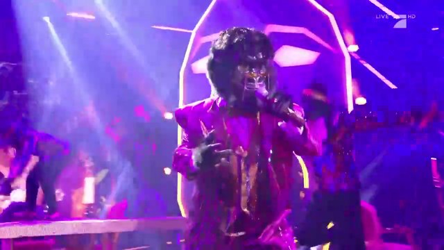 2022.03.26 Rúrik Gíslason (Der Gorilla) - Greenday Basket Case @ The Masked Singer