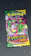 Opening Pokemon Evolving Skies #1