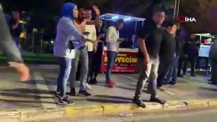 Pilavcı ile midyecinin kavgasına polis de dahil oldu, ortaya çok acayip görüntüler çıktı: Kaybol ya...