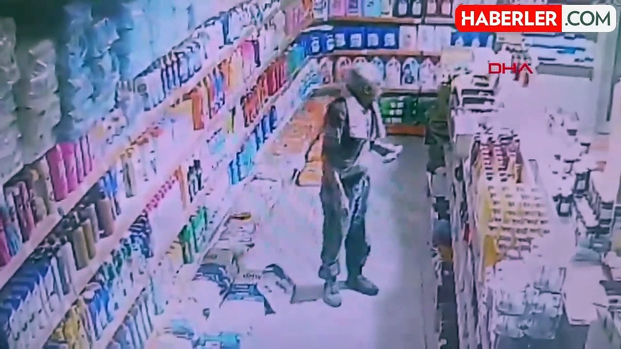 60 bin liralık ürün çalıp sadaka kutusunu almadı! Market sahibinden hırsıza "Teşekkür"