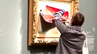 Une militante interpellée après une action contre « Les Coquelicots » de Claude Monet au musée d'Orsay