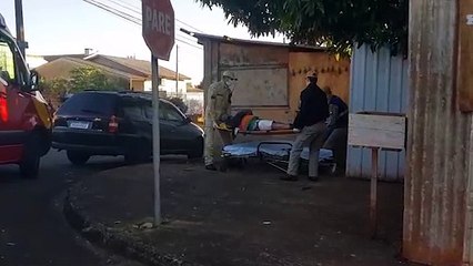 Trabalhador cai da escada após cortar a própria perna com Makita