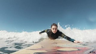 Feeling the waves: Visually-impaired surfer Carmen Lopez