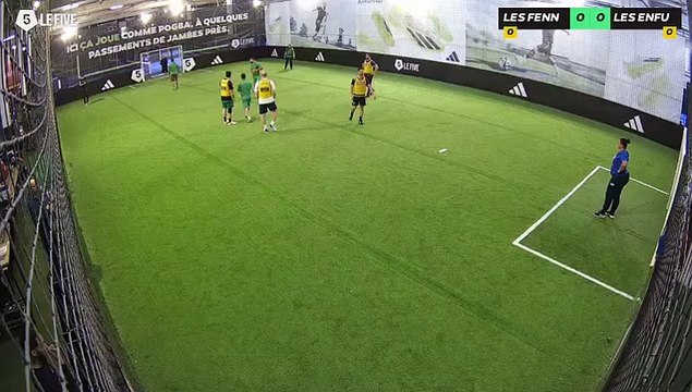 LES FENNECS - LES ENFUMEURS 01/06 à 11:42 - Football Terrain 1 (LeFive Créteil)