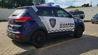 Em abordagem de rotina, GPOM da Guarda Municipal detém homem com arma de fogo na Avenida Brasil