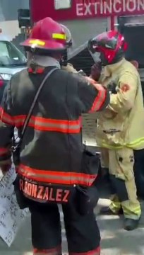 Un incendio dentro de una vivienda alarmó a vecinos de la colonia Jardines del Bosque