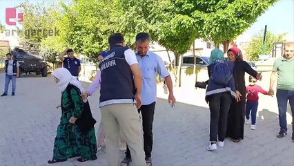 Hilvan'da sandıklar yeniden kuruldu: Oy verme işlemi başladı