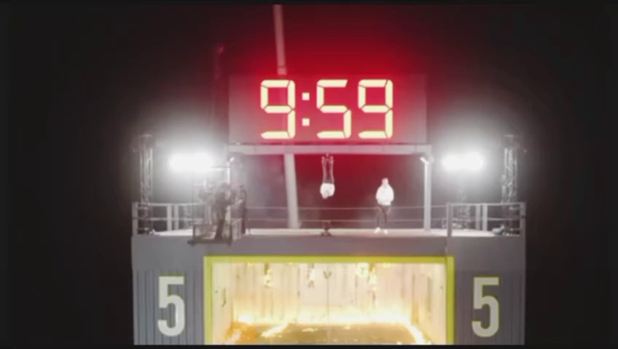 In 10 Minutes this Room will Explode!