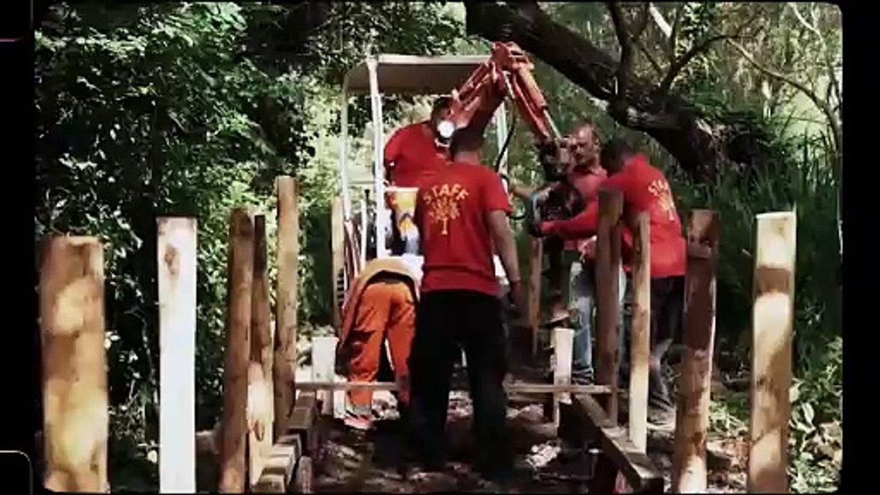 I 10 anni di «Cinema in piazza», il video del Piccolo America sulle note di Mina e la sua «Città vuota»