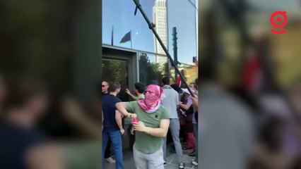 SOCAR'ı protesto etmişlerdi: 'Filistin İçin Bin Genç'e ev baskını, 10 kişi gözaltına alındı