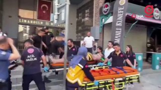 İstanbul Küçükçekmece'de bir bina çöktü I İtfaiye: Bir kişinin cansız bedenine ulaşıldı