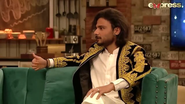 Shafaat Ali Mimics Imran Khan, Bilawal Bhutto in Ahsan Khan's show