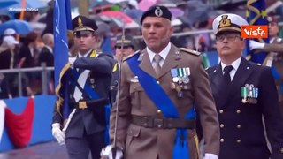 Parata 2 giugno, la sfilata delle bandiere di Onu, Nato e Ue