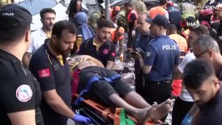 شاهد: لحظة انهيار مبنى سكني في اسطنبول أسفر عن مقتل شخص وإصابة 8 آخرين
