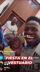 Fiesta de Vinicius y Camavinga en el vestuario de Wembley