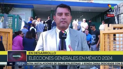 Candidata Xochitl Gálvez acude a votar a las elecciones generales