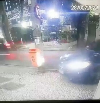 VÍDEO: De fuzil, homem tenta roubar BMW, mas é surpreendido com fuga do motorista