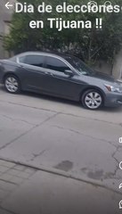 Auto bloquea espacio designado para casillas electorales en Tijuana