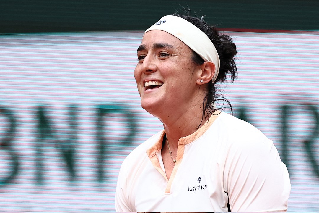 التونسية أنس جابر تُزيح تاوسون وتضرب موعداً مع غوف في ربع نهائي رولان غاروس