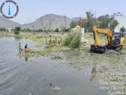 साफ नजर आ रही झील, शेष जलकुंभी का खात्मा करने में जुटा निगम