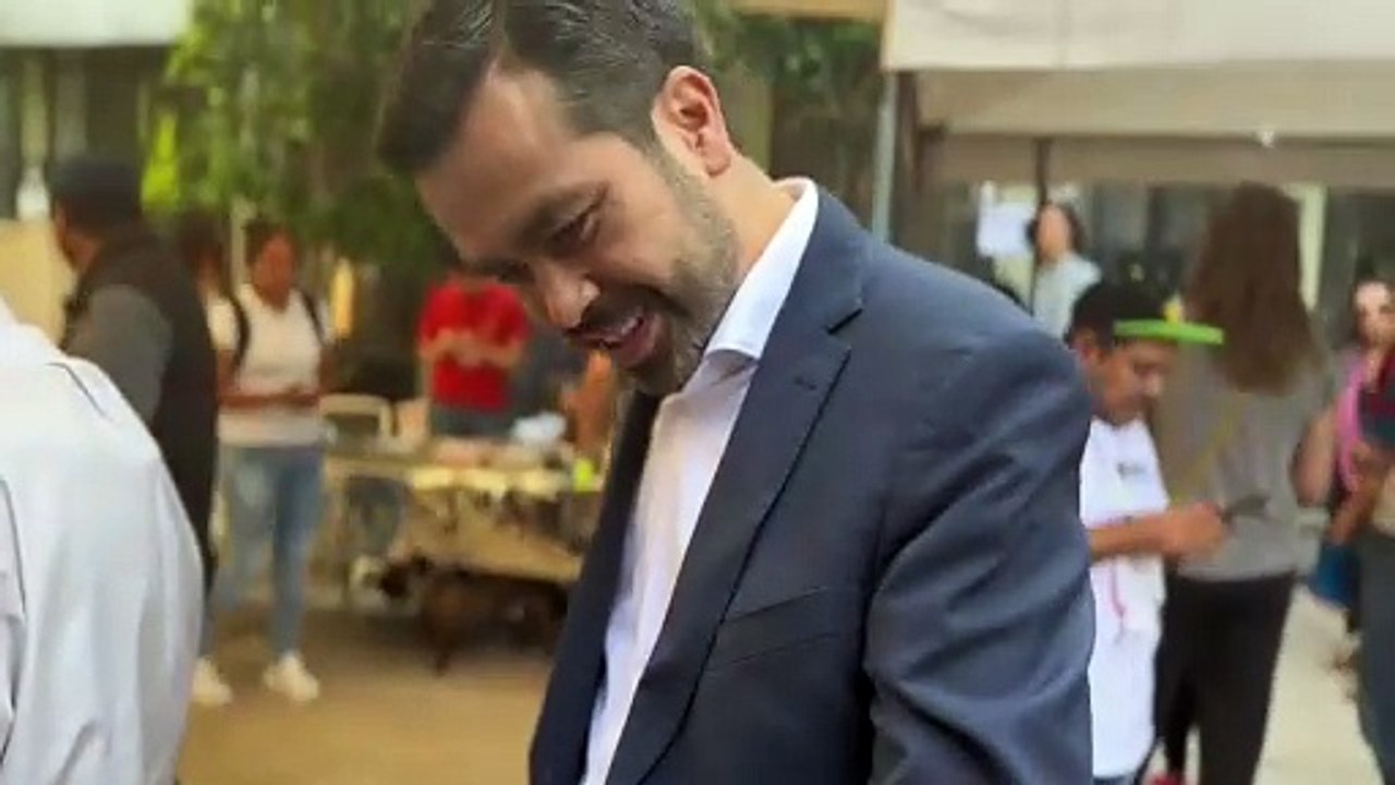 Jorge Álvarez Máynez el primero en votar