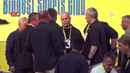 Jose Mourinho, Fenerbahçe ile imzaladı!