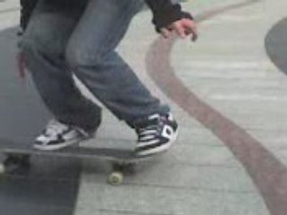 Heel flip