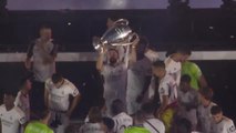 Real Madrid lift UCL trophy in front of fans at the Bernabéu