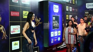 Raashii Khanna का Digital Awards Night में दिखा Killer Look, फैन्स हुए बेकरार