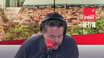 Le candidat Raphaël Glucksmann répond aux jeunes électeurs