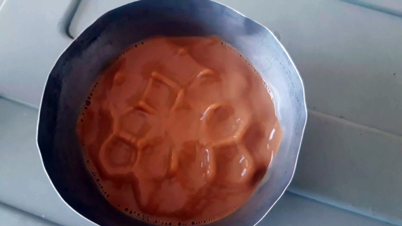 Dancing tea