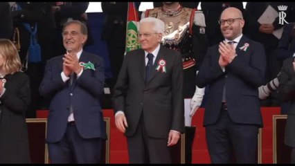 2 giugno, Lega contro Mattarella. Opposizioni: attacco eversivo